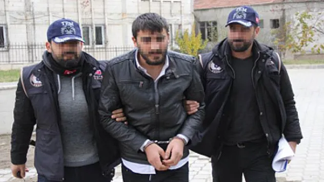 PKK/KCK propagandası yapmaya 1 yıl 3 ay hapis