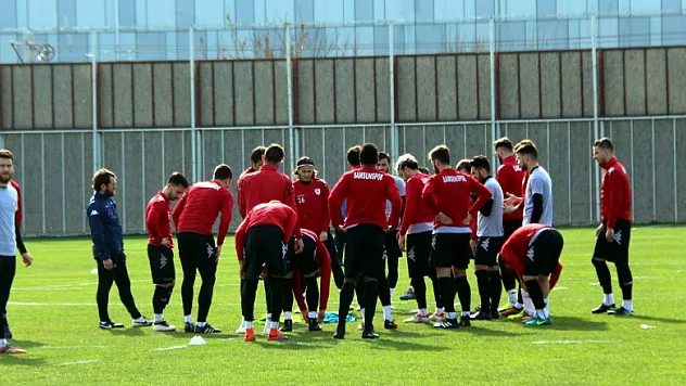 Özköylü: 'Her takımı yenebilecek güçteyiz'