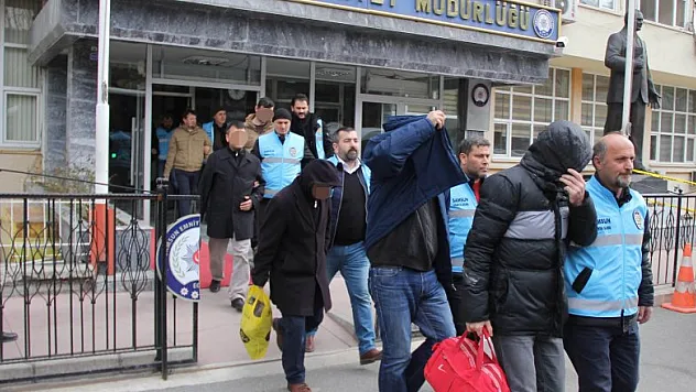  Samsun'da ByLock'tan 20 öğretmen adliyeye sevk edildi