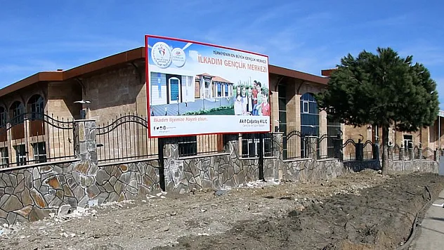 BAKAN ÇAĞATAY KILIÇ: 'SÖZ VERDİK YAPTIK'