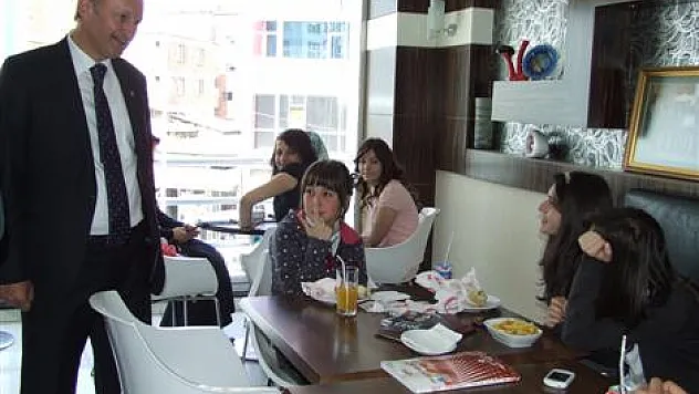 Özden, 'Hastanelerde koğuş sistemi kalktı'