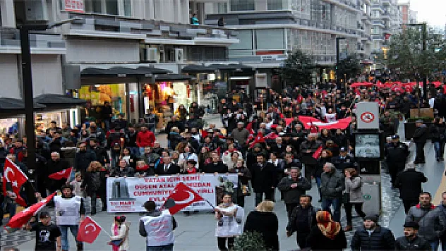18 Mart Çanakkale Zaferi Fener Alayı Yürüyüşü