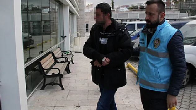 Tartıştığı arkadaşını bıçakladı