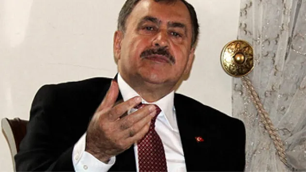 Orman ve baraj havzasına moloz döken yandı