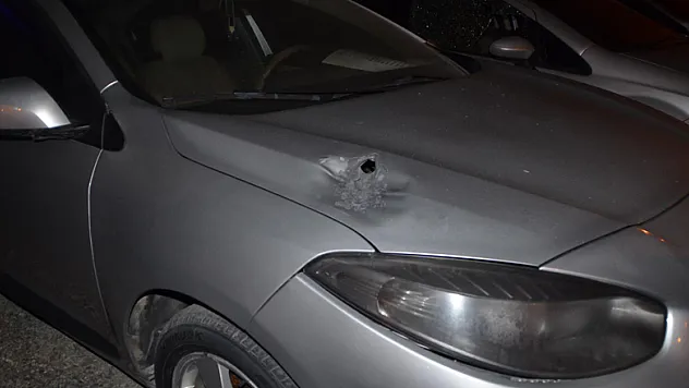 Pompalı tüfekle oto galeriyi kurşunladı