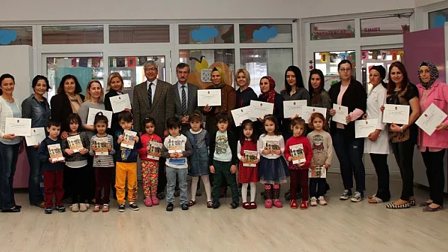  Anaokulu öğrencilerinden lösemili çocuklara bağış