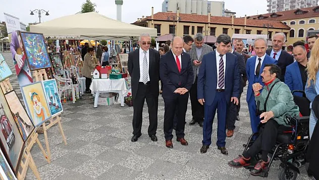  Engelliler emeklerini sergiledi