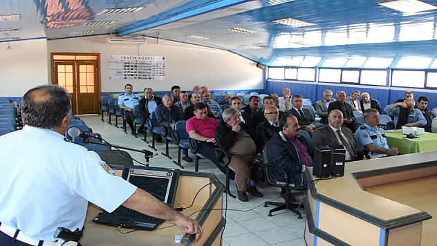 Tur şirketlerine trafik eğitimi