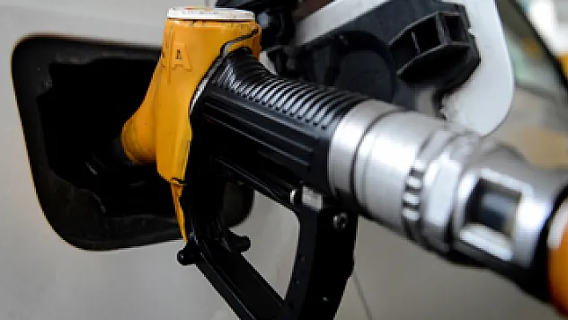 Benzin ve motorinde büyük indirim