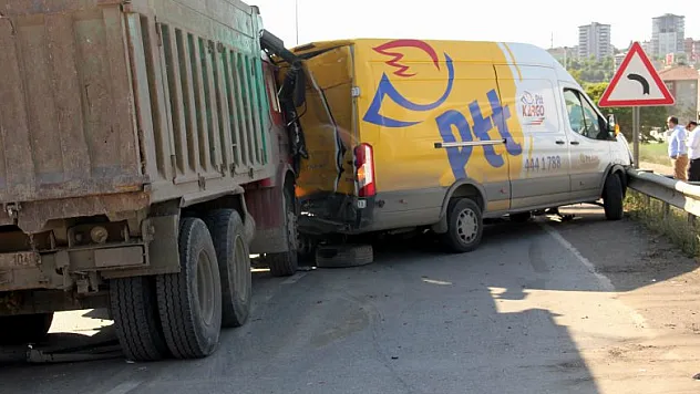 Samsun'da zincirleme kaza: 3 yaralı