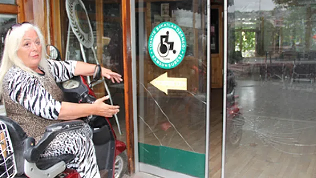 Çalınan paraya değil, bozulan kapıya üzüldü