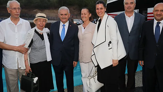 Karaaslan Depremin Yıldönümünde Kocaeli'de