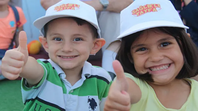 Çocuklar, 'Rafadan Tayfa Sağlıklı Tayfa' etkinliği ile eğlendi