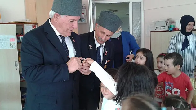 Gaziler Minik Öğrencileri Ziyaret Etti