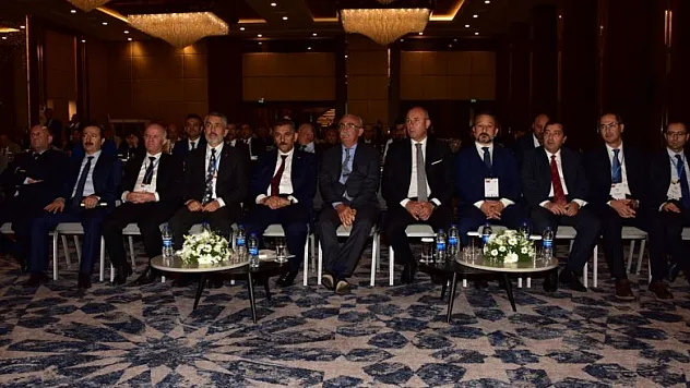 Sağlık Enstitüsü Zirvesi Samsun'da yapıldı