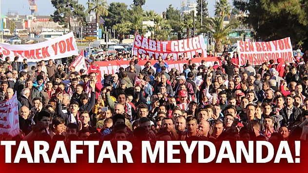 Samsunsporlular takımları için meydana akın etti