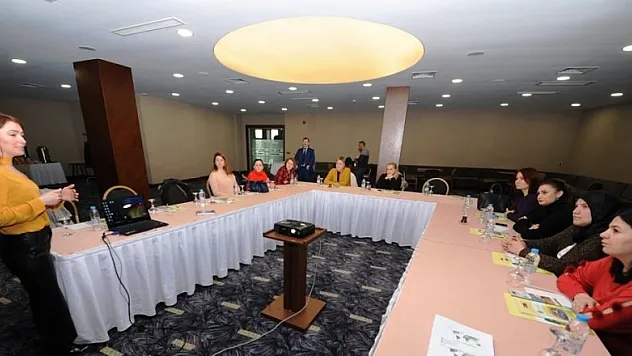 Anaokulu öğretmenlerine kapasite geliştirme eğitimi 