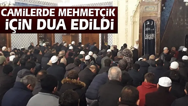 Camilerde Mehmetçik için dua edildi