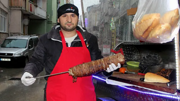 'Benim 2010 yılında yaptığımı devlet şu anda yapıyor'