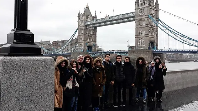 Atakum Anadolu İHL öğrencileri İngiltere'den döndü