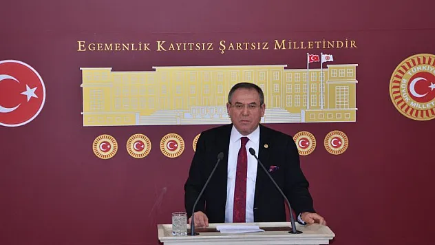 ZEYBEK, 'EĞİTİM ÇÖKTÜ'