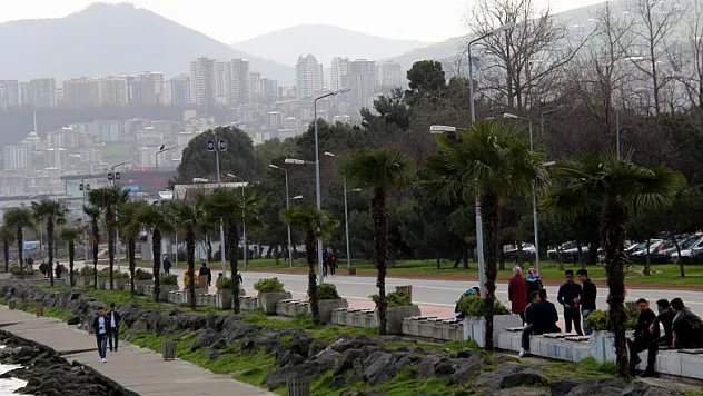 Samsun'da hava sıcaklığı bugün 23 dereceye kadar yükseldi