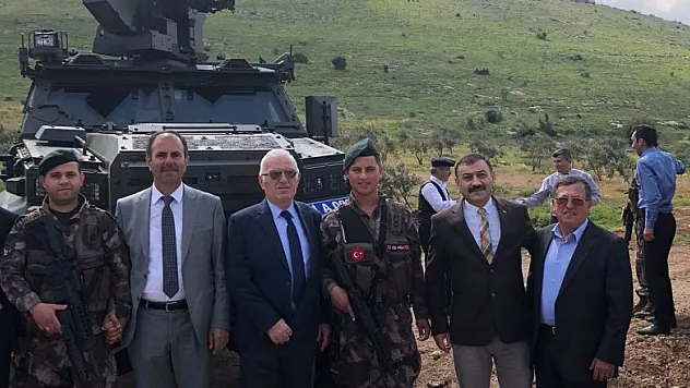 Metin Sinecek: 'Sınırda savaş izleri yok' 