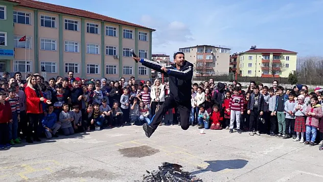 Cemil Meriç İlkokulu'nda Nevruz coşkusu
