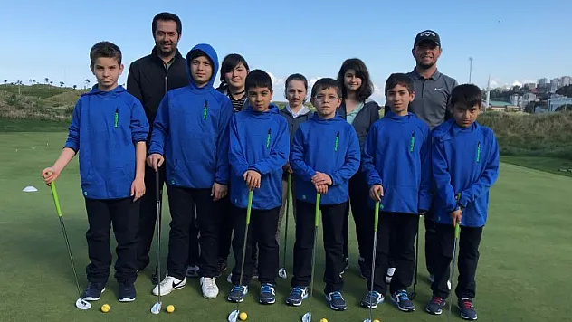 'Çocuk Evlerinden Golfe, Golften Olimpiyatlara'