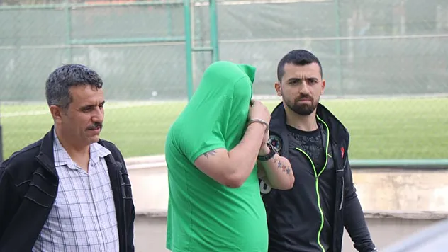 Uyuşturucu etkiye sahip hapla yakalanan şüpheli adliyede 