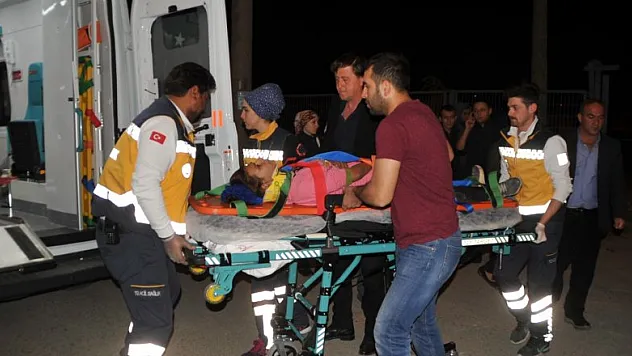 Otomobil ile motosiklet çarpıştı: 2 yaralı 