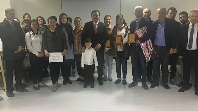 VELİLER ÖDÜLLENDİRİLDİ