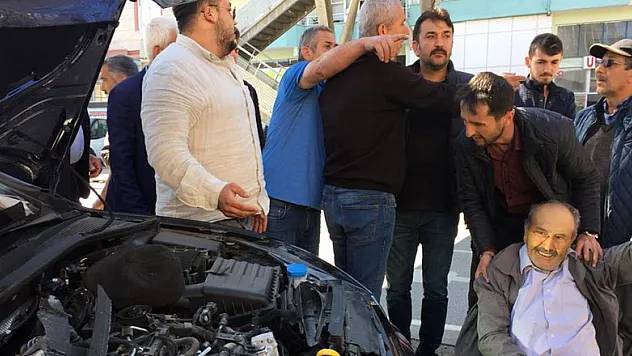 Kaza yapan aracın çarptığı yaya yaralandı