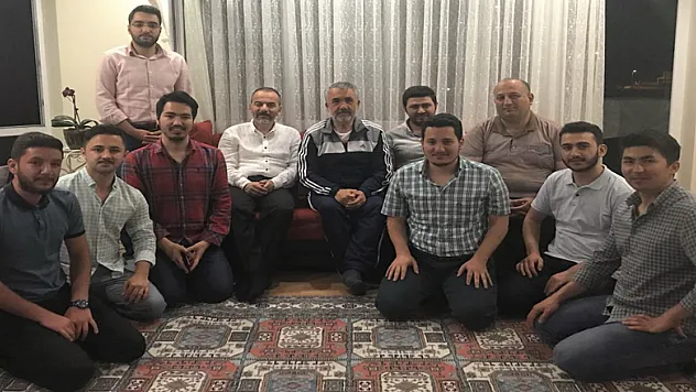 Rektör Bilgiç öğrencilerin evine konuk oldu 