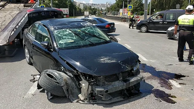 Samsun'da otomobil takla attı: 3 yaralı 