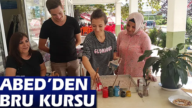 ÇABED'den Ebru Kursu