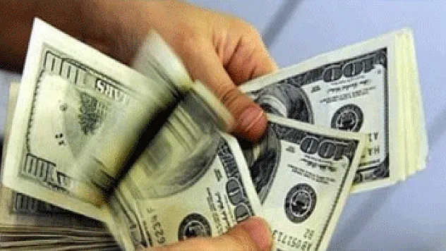 PALANDÖKEN: 'DÖVİZLE KİRANIN SON BULMASI SEVİNDİRİCİ'