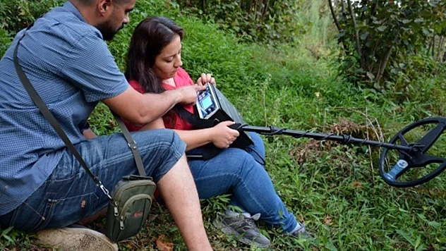 Define avcısı karı-koca
