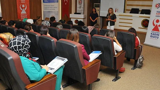 Kadın girişimcilere 'Marka ve Pazarlama' eğitimi