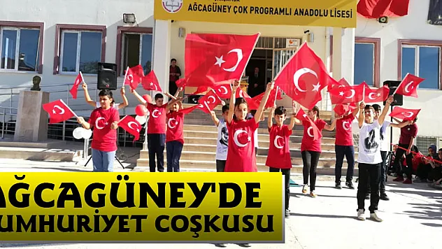 AĞCAGÜNEY'DE CUMHURİYET COŞKUSU
