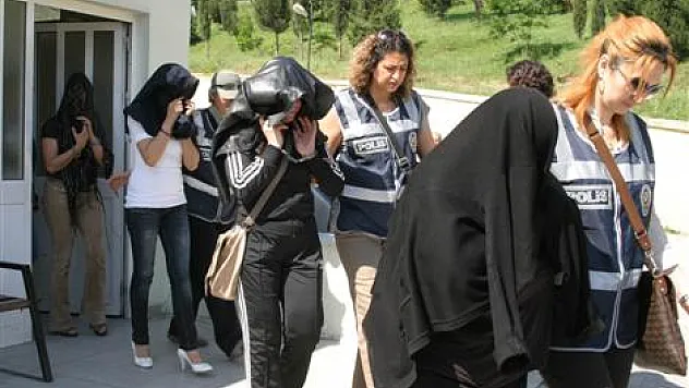 Bıçaklı saldırı zanlısı adliyede