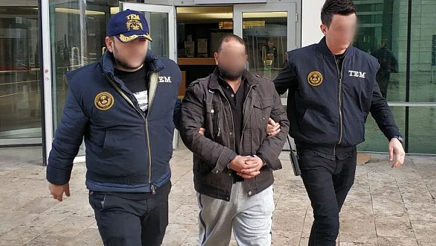 Marketten içki çalmaktan gözaltına alındı 