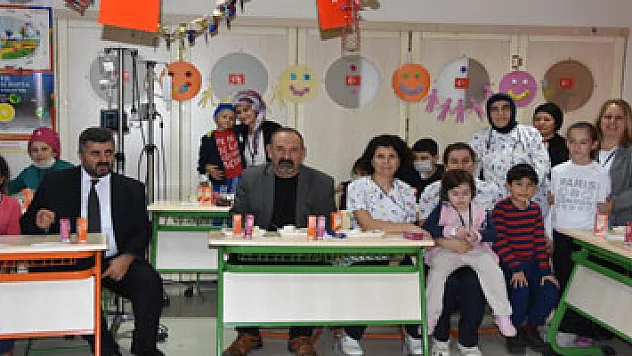 Lösemili çocuklar için yılbaşı kutlaması