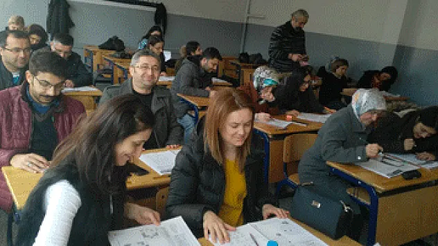 Öğretmenler gönüllü eğitim alıyor