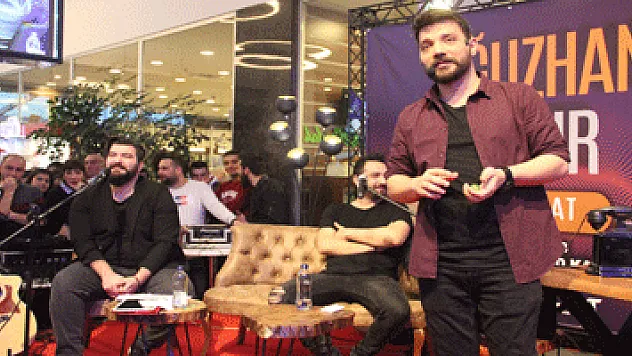 Oğuzhan Uğur: 'İdolüm Barış Manço'