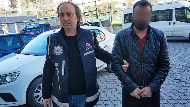  Samsun'da cinsel içerikli kaçak ürünler ele geçirildi 