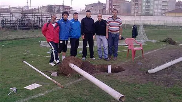 Stadın zemini bakıma alındı