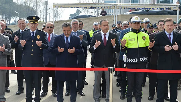 Polis Haftası kutlamasında polisler kurban kesti