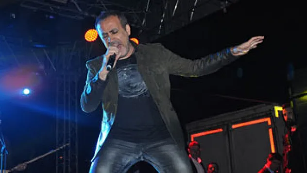 Haluk Levent Samsun'u salladı