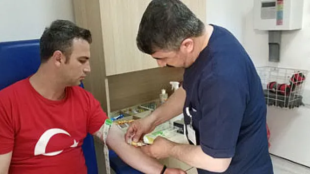 Aynı kişiyi 3 günde üç kez kene ısırdı